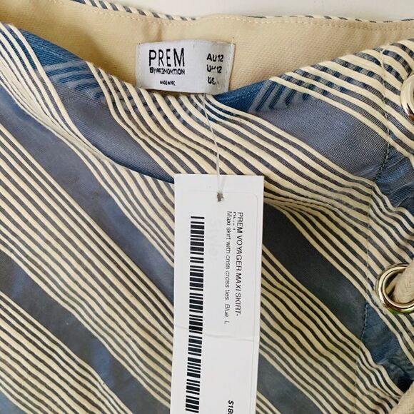 Beachy Striped Skirt with Rope Details - Picture 5 of 5